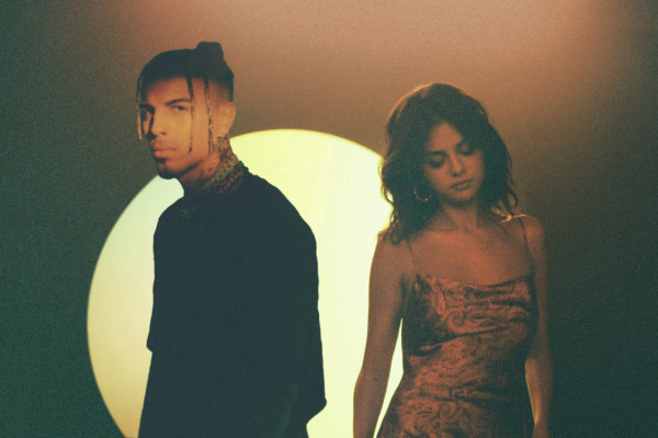 Selena Gomez - «Baila Conmigo» // 2021