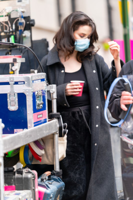 Selena Gomez  - &#039;Only Murders in the Building&#039; On Set in New York 04/09/2021