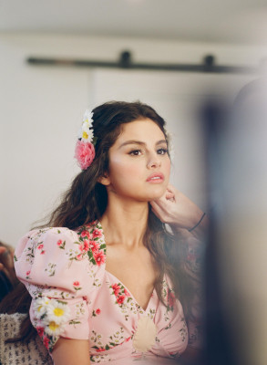 Selena Gomez - «De Una Vez» - Behind The Scence // 2021