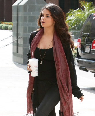 photo 15 in Selena Gomez gallery [id624034] 2013-04-10 00:00:00