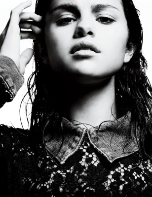 photo 13 in Selena Gomez gallery [id437356] 2011-11-18 00:00:00