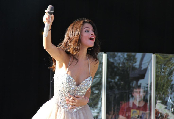 photo 9 in Selena gallery [id471567] 2012-02-28 00:00:00