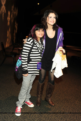 photo 6 in Selena gallery [id227270] 2009-12-25 00:00:00
