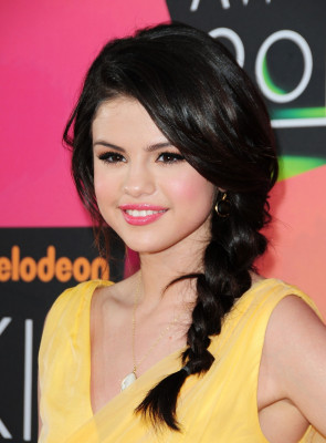 photo 14 in Selena Gomez gallery [id443343] 2011-12-06 00:00:00