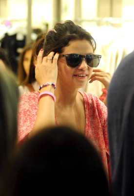 photo 9 in Selena gallery [id468286] 2012-02-21 00:00:00