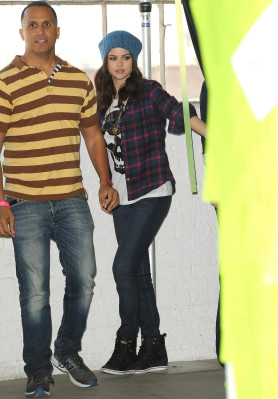 photo 29 in Selena Gomez gallery [id585439] 2012-11-24 00:00:00