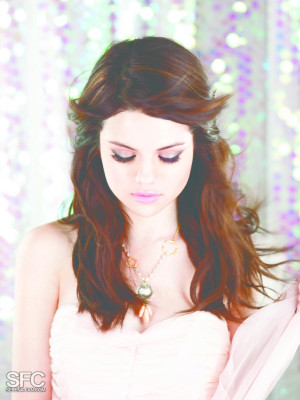 photo 19 in Selena Gomez gallery [id265968] 2010-05-24 00:00:00