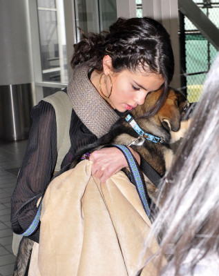 photo 4 in Selena gallery [id435570] 2011-11-16 00:00:00
