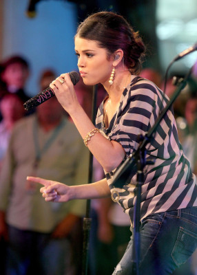 Selena Gomez pic #299430