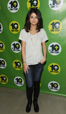 photo 22 in Selena Gomez gallery [id373767] 2011-03-21 00:00:00