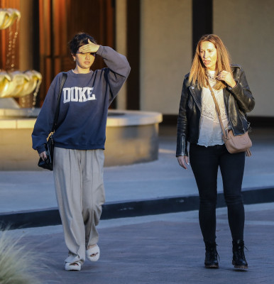Selena Gomez - North Hollywood 02/01/2020