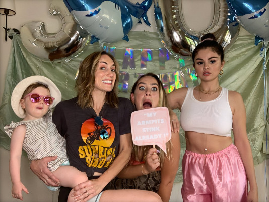Selena Gomez - Theresa Mingus&#039;s Birthday Party 08/01/2019