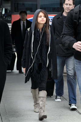 photo 26 in Selena Gomez gallery [id326707] 2010-12-15 00:00:00
