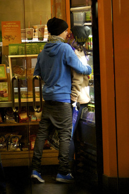 photo 28 in Selena Gomez gallery [id566833] 2012-10-03 00:00:00