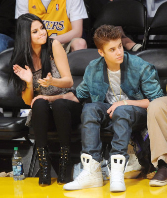 Selena Gomez pic #500936