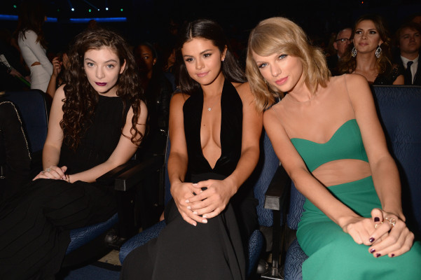 photo 13 in Selena Gomez gallery [id776162] 2014-11-29 00:00:00