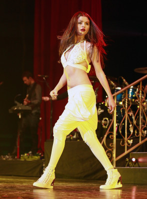 photo 26 in Selena Gomez gallery [id658839] 2013-08-25 00:00:00