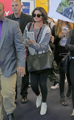 Selena Gomez pic #804910