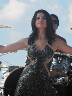 photo 27 in Selena Gomez gallery [id286471] 2010-08-17 00:00:00