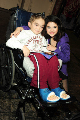 photo 11 in Selena gallery [id227265] 2009-12-25 00:00:00