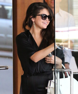 Selena Gomez pic #718025