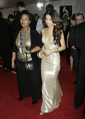 photo 23 in Selena Gomez gallery [id359045] 2011-02-15 00:00:00