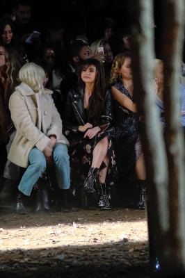 photo 3 in Selena Gomez gallery [id1054557] 2018-03-18 00:00:00