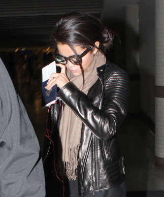 photo 3 in Selena gallery [id767891] 2014-10-25 00:00:00