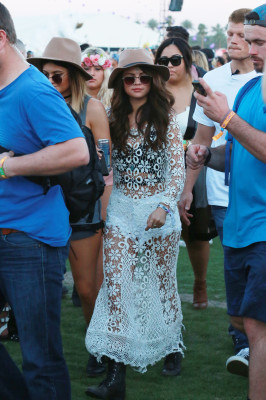 photo 4 in Selena Gomez gallery [id720671] 2014-04-16 00:00:00