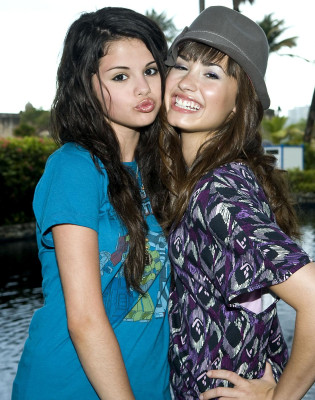 photo 7 in Selena gallery [id284163] 2010-08-09 00:00:00