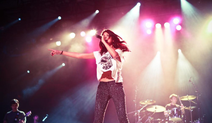 photo 4 in Selena Gomez gallery [id419766] 2011-09-15 00:00:00
