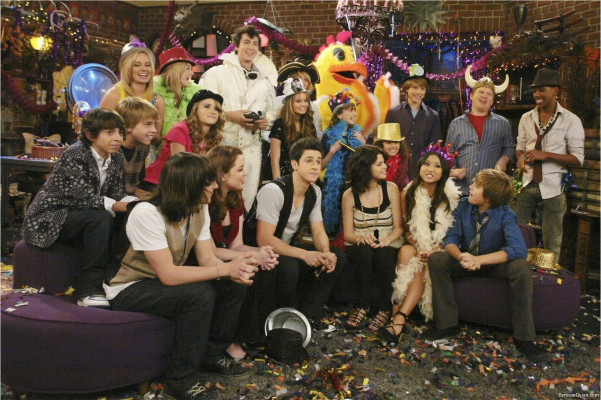 photo 24 in Selena Gomez gallery [id296035] 2010-09-15 00:00:00