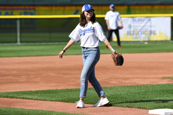 Selena Gomez - Big Slick Softball in Kansas City 06/07/2019