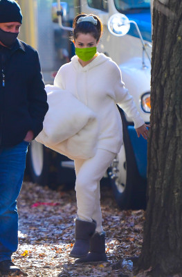 Selena Gomez - Only Murders in the Building (2021) On Set in New York 12/07/2020