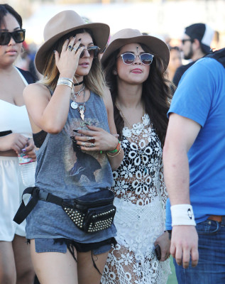 Selena Gomez pic #720673
