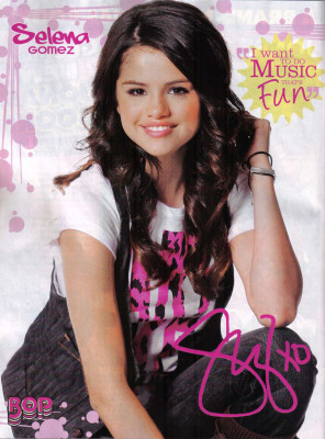 Selena Gomez pic #219116