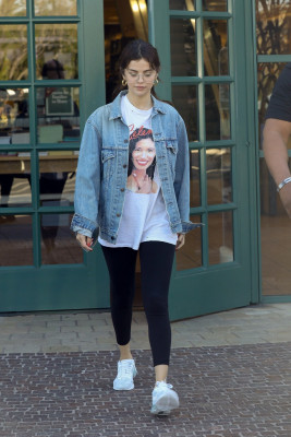 Selena Gomez in Los Angeles 02/08/2018