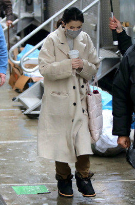 Selena Gomez - Only Murders in the Building (2021) On Set in New York 02/09/2021