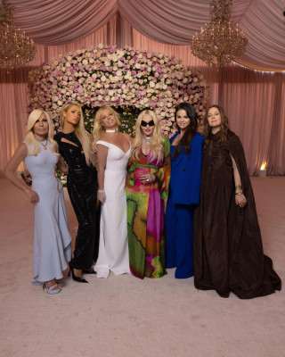 Selena Gomez - Britney Spears' Wedding in Los Angeles 06/09/2022