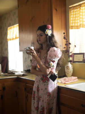 Selena Gomez - Music Video &#039;De Una Vez&#039; (2021)
