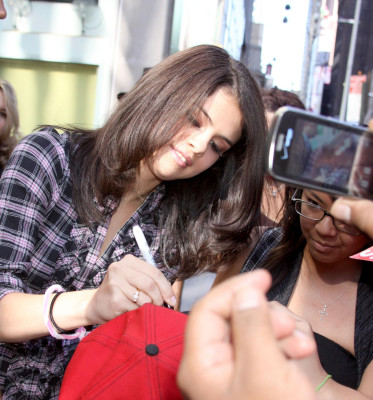 Selena Gomez pic #280573