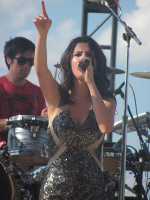 photo 29 in Selena Gomez gallery [id286469] 2010-08-17 00:00:00