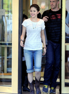 Selena Gomez pic #275114