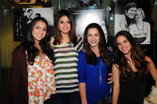 photo 29 in Selena gallery [id372090] 2011-03-16 00:00:00