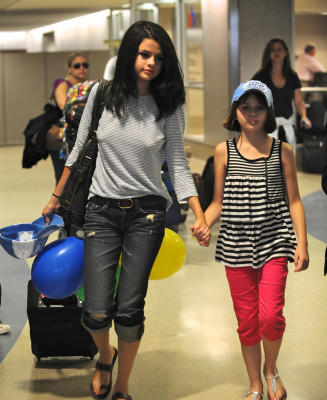 photo 6 in Selena gallery [id281181] 2010-07-28 00:00:00