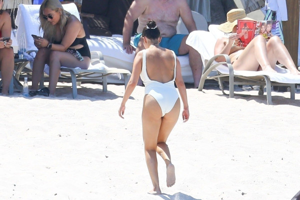 Selena Gomez pic #1193123