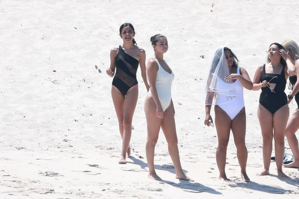 Selena Gomez pic #1193119