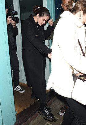 Selena Gomez - Y Ming Chinese Restaurant in London 12/10/2019