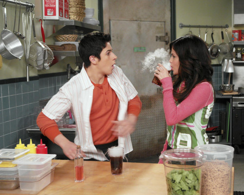 photo 11 in Selena Gomez gallery [id292557] 2010-09-06 00:00:00