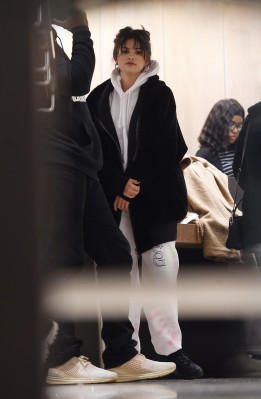 Selena Gomez - Mango Covent Garden in London 12/11/2019